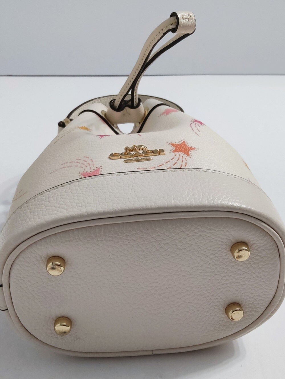 Coach Dempsey Drawstring Bucket Mini Leather Bag. Excellent Condition. - Picture 6 of 11